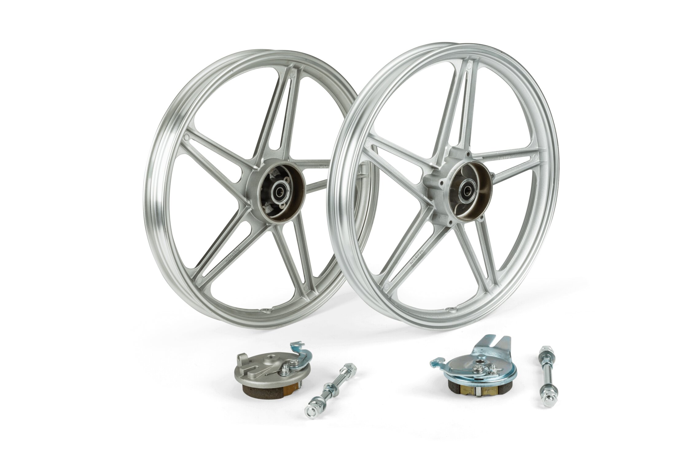 Jantes Av. / Ar. 17" type Bernardi Gris Peugeot 103 Vogue